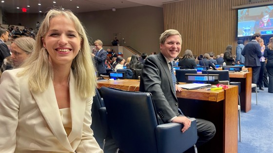 Åsmund Aukrust and Ane Breivik in a meeting room