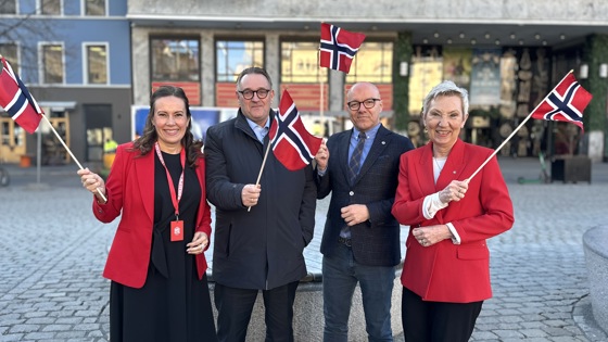 Fiskeri- og havminister Marianne Sivertsen Næss, leder i Sjøoffisersforbundet Hans Sande, leder i Sjømannsforbundet Kurt Inge Angell og LO-leder Peggy Hessen Følsvik.