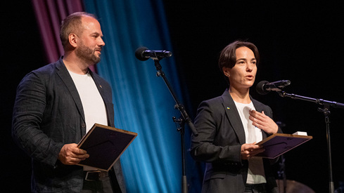 Prisvinnarane på scena i Operaen